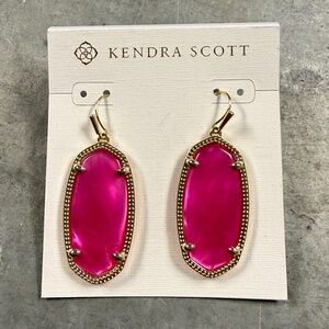 Kendra Scott ELLE Drop Earrings Magenta